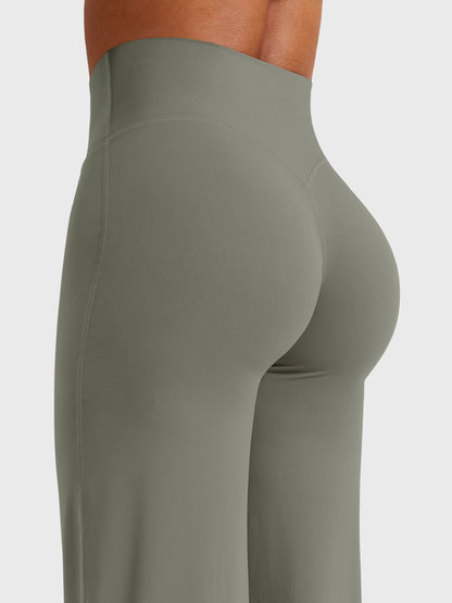 Clean-Front Straight-Leg Pant Leggings